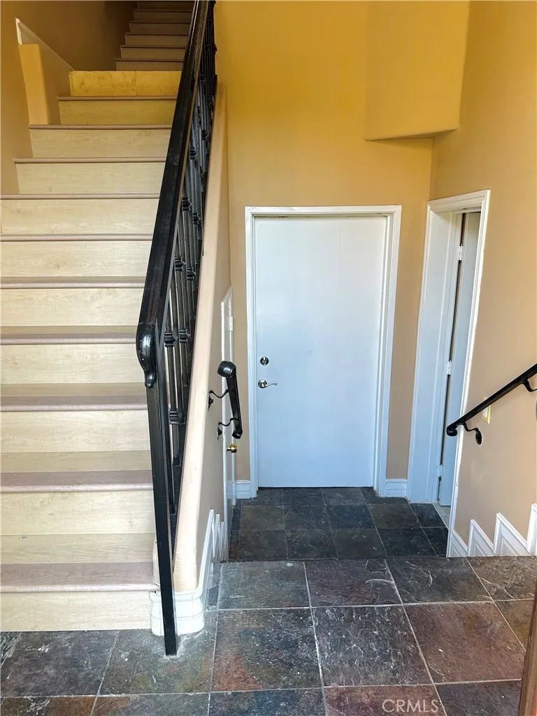 Direct access to garage