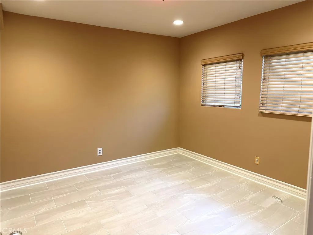 Downstairs bonus room
