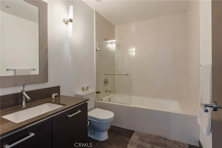 13320 Beach Avenue 301, Marina Del Rey, California 90292
