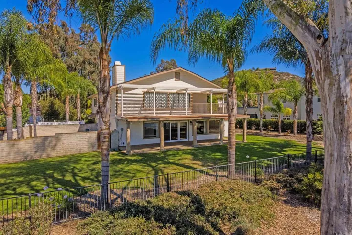 15536 Indian Head Ct, Ramona, California 92065