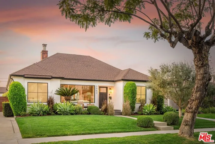 3953 S Victoria Avenue, Los Angeles, California 90008