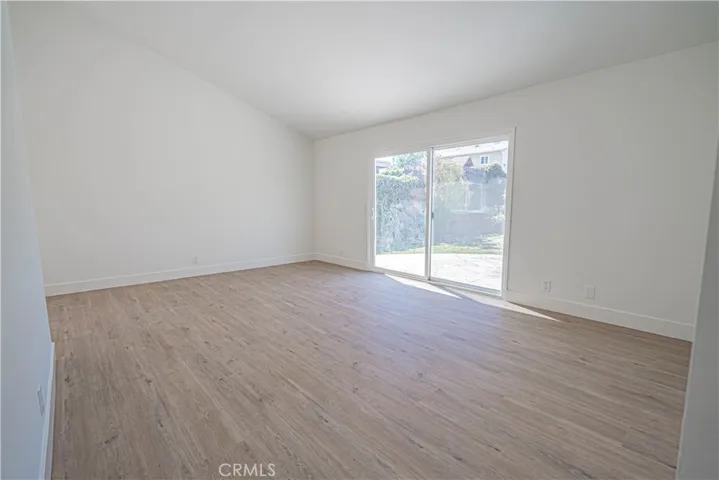 22514 Los Tigres, Saugus, California 91350