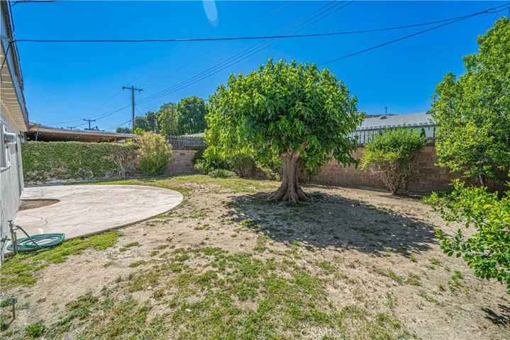 22514 Los Tigres, Saugus, California 91350
