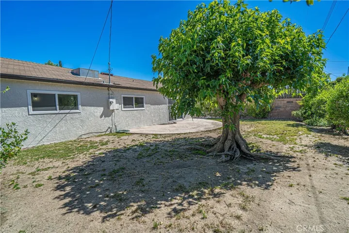 22514 Los Tigres, Saugus, California 91350