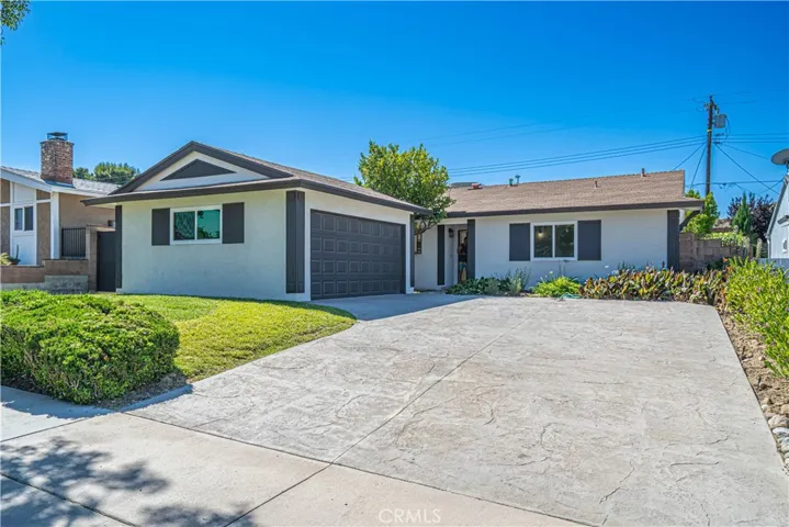 22514 Los Tigres, Saugus, California 91350