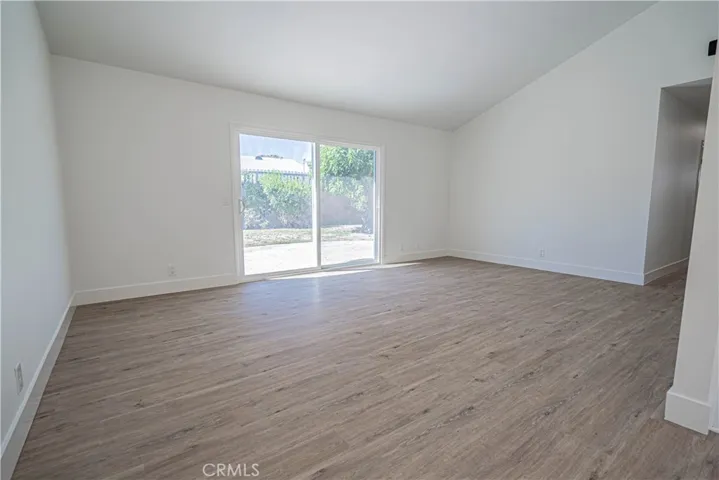 22514 Los Tigres, Saugus, California 91350