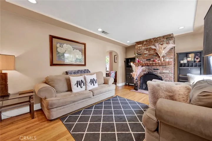 269 N Alta Vista, Monrovia, California 91016