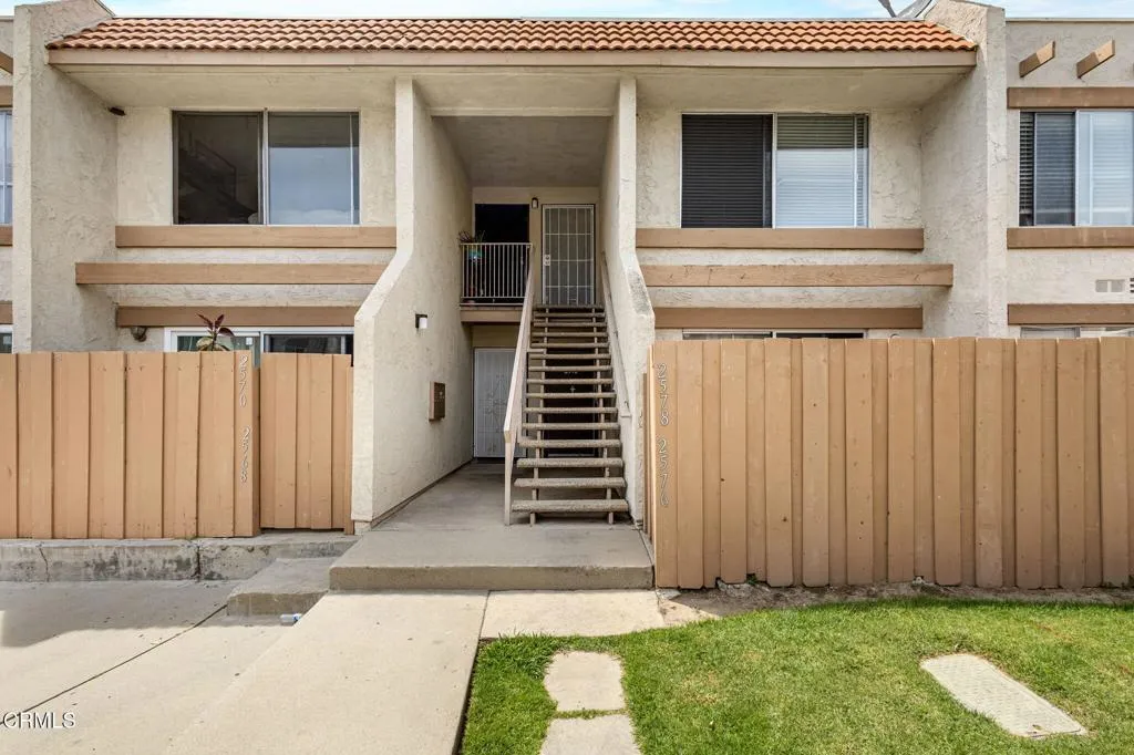 2578 Bolker Dr Front.
