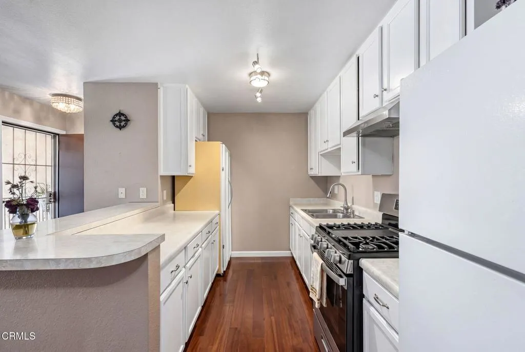 2578 Bolker Dr Kitchen2
