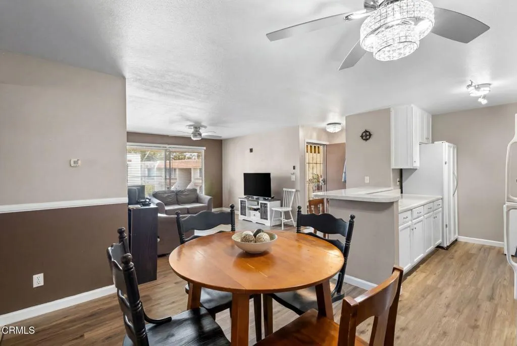 2578 Bolker Dr Dining Area