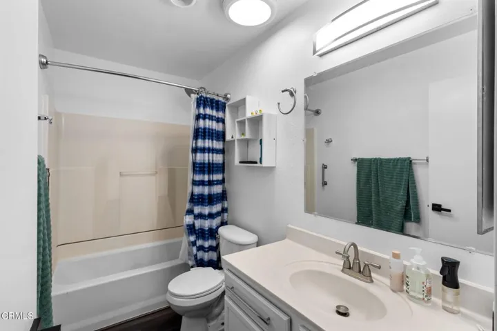 2578 Bolker Dr Bathroom