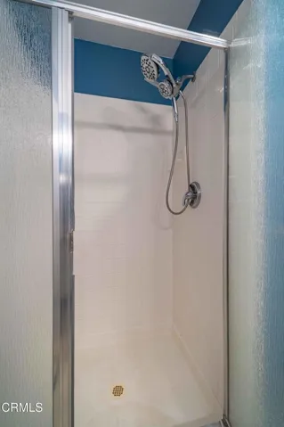 2578 Bolker Dr - Bathroom 2c