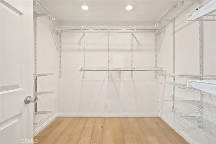 11822 Exposition Boulevard, Los Angeles, California 90064