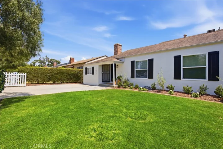 11822 Exposition Boulevard, Los Angeles, California 90064