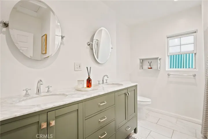 11822 Exposition Boulevard, Los Angeles, California 90064