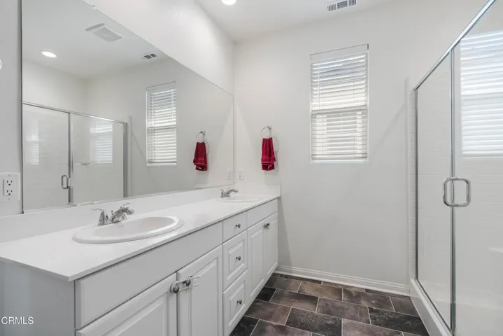 344 Campbell Court-10