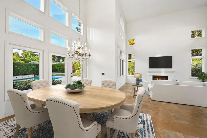 https://zimg.paragon.ice.com/ParagonImages/Property/PA/SDMLS/-516394/11/533/400/32a9c139fb0145a8326a012085d3e269/3/34be9298e8ed6ac6928d1d7de57a0ab1/-516394-497f918d-30e1-418c-b873-d1fccc09f7e9.JPG