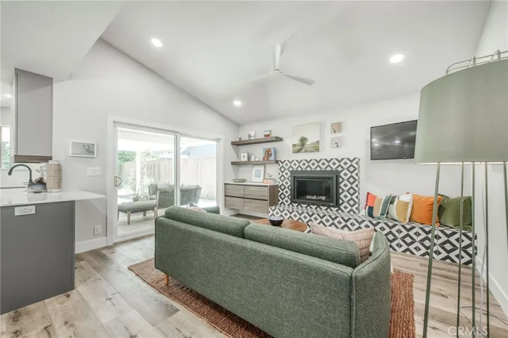 750 E Wood Duck Circle, Fresno, California 93730