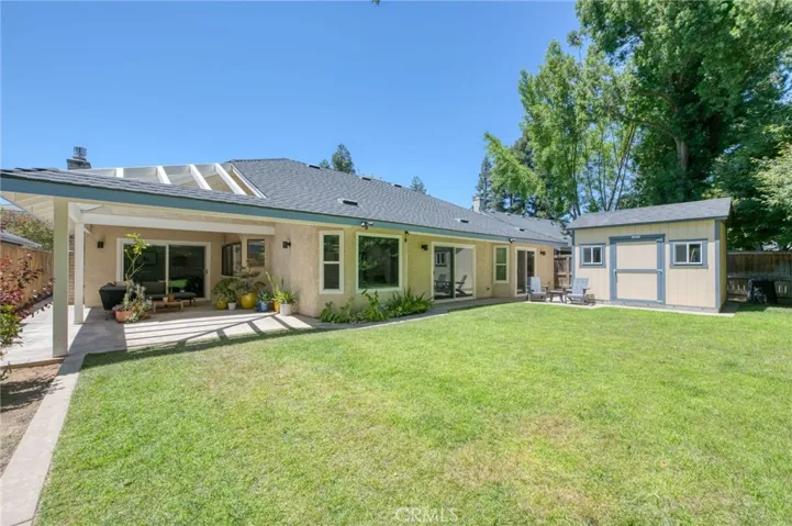 750 E Wood Duck Circle, Fresno, California 93730