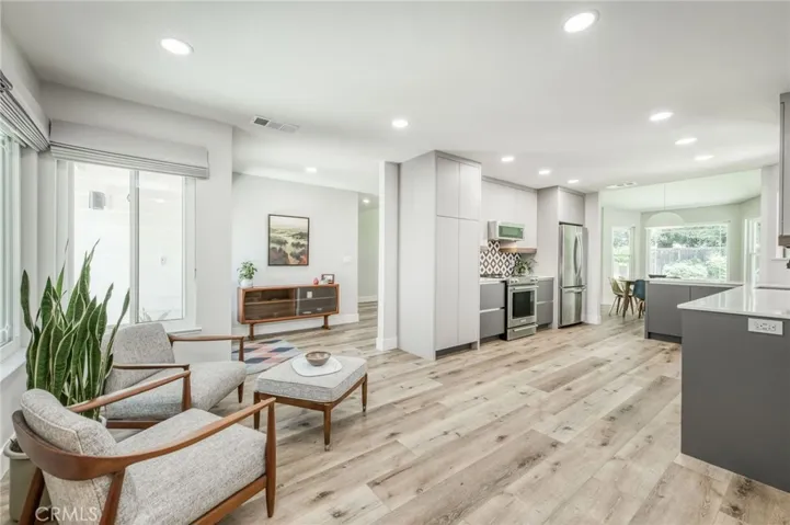 750 E Wood Duck Circle, Fresno, California 93730