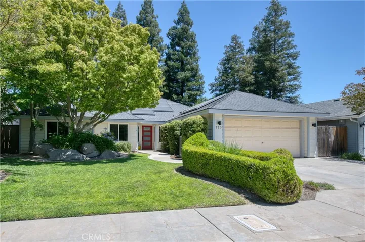 750 E Wood Duck Circle, Fresno, California 93730