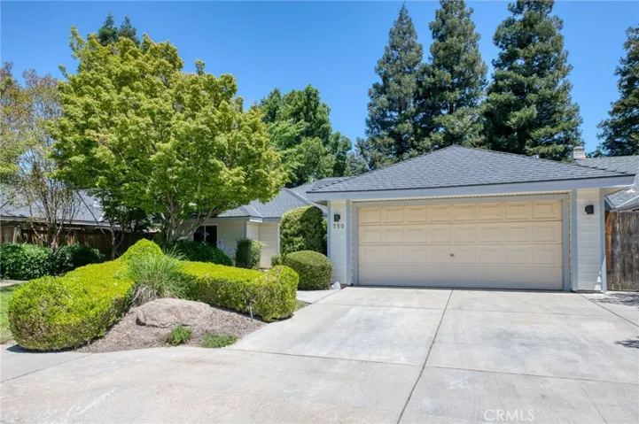 750 E Wood Duck Circle, Fresno, California 93730