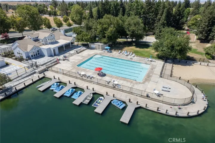 750 E Wood Duck Circle, Fresno, California 93730