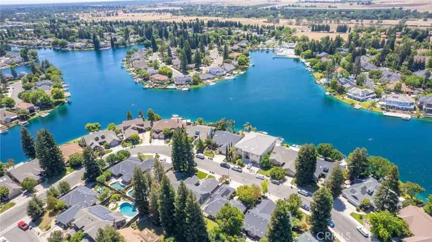 750 E Wood Duck Circle, Fresno, California 93730