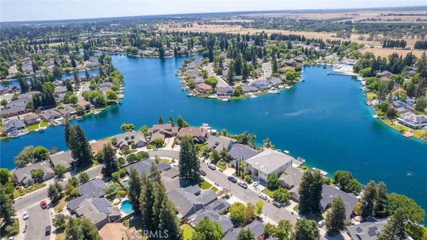 750 E Wood Duck Circle, Fresno, California 93730