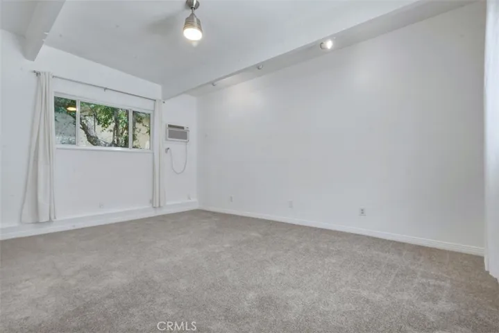 Large 4th Bedroom, Bonus Room or Family Room