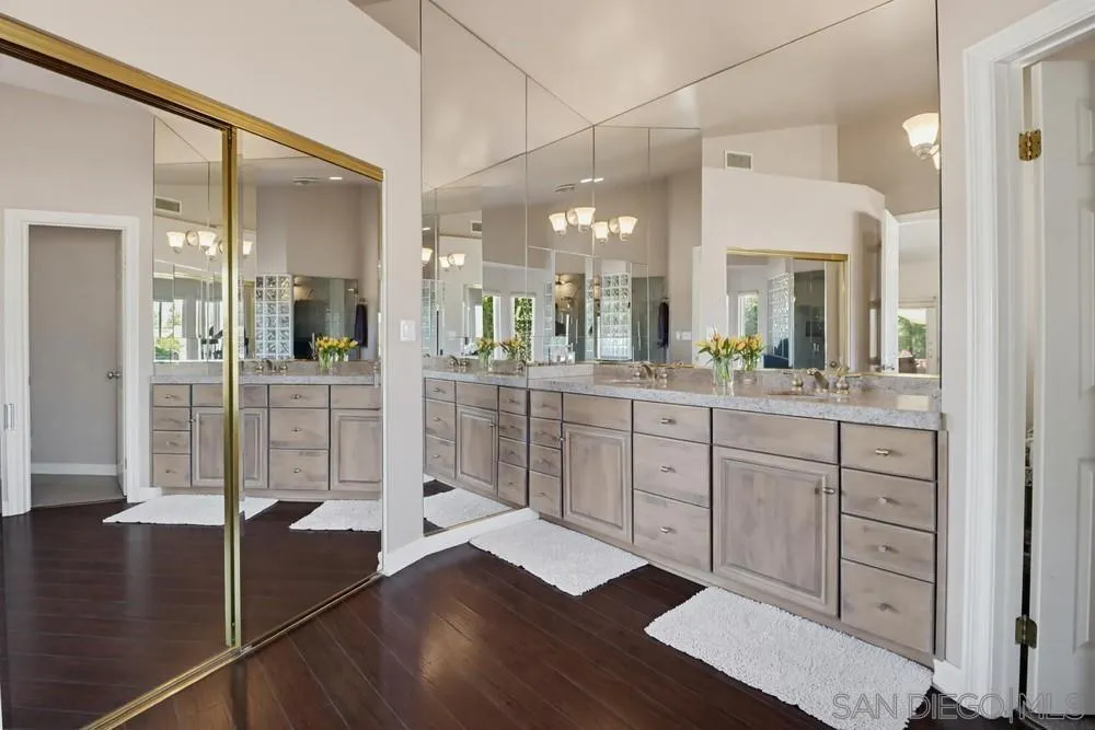 Primary Bath/Spa