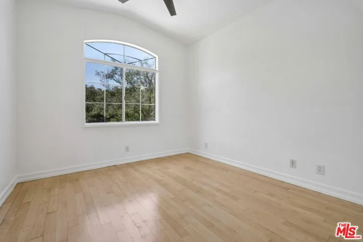 1007 Sunset Oak Circle, Thousand Oaks, California 91320