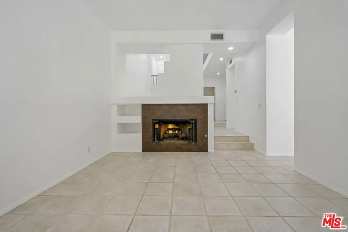 1007 Sunset Oak Circle, Thousand Oaks, California 91320
