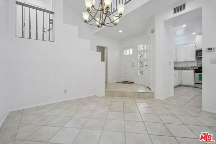 1007 Sunset Oak Circle, Thousand Oaks, California 91320