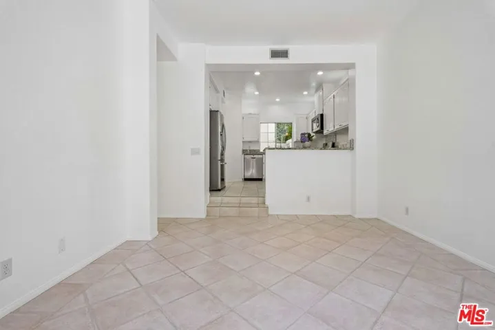 1007 Sunset Oak Circle, Thousand Oaks, California 91320