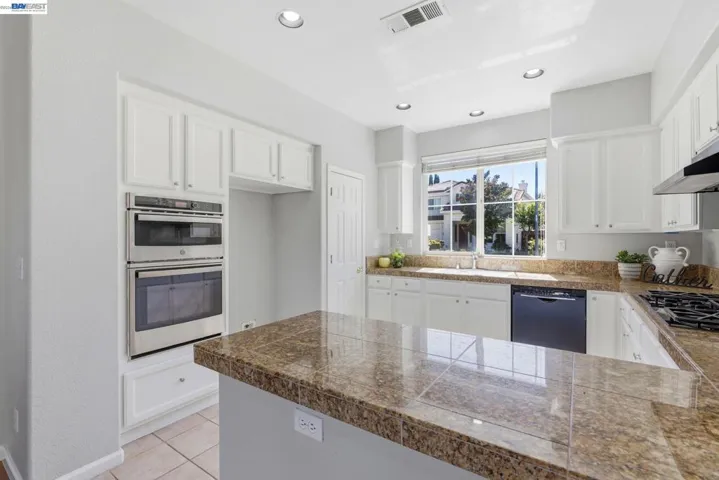 5315 Asterwood Dr, Dublin, California 94568