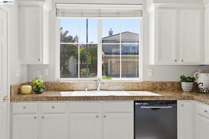 5315 Asterwood Dr, Dublin, California 94568