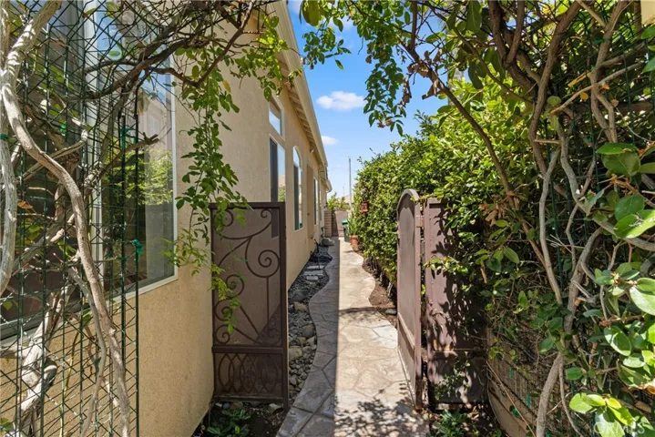935 N Big Sky, Orange, California 92869