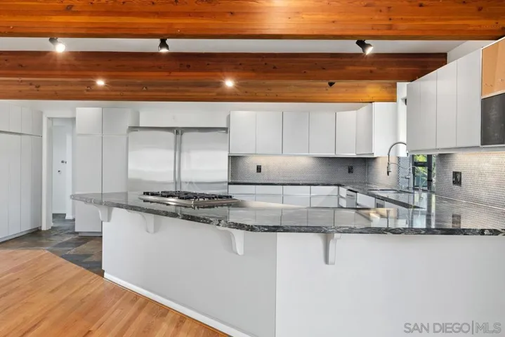 30830 Ranch Creek, Valley Center, California 92082