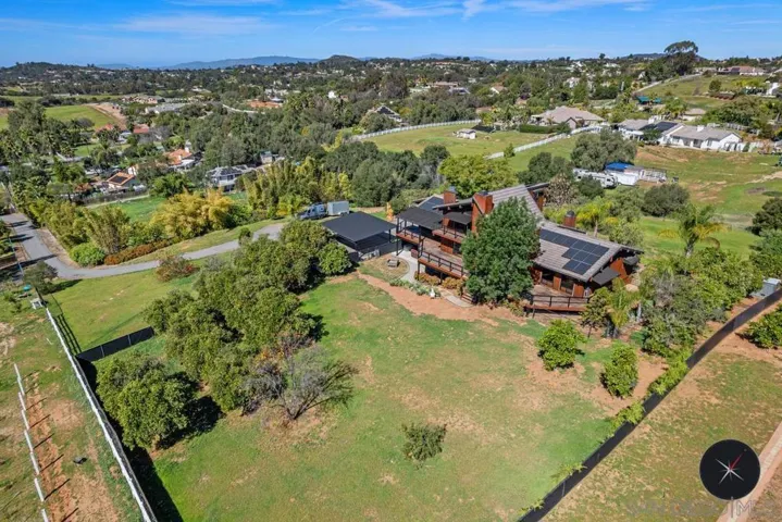30830 Ranch Creek, Valley Center, California 92082