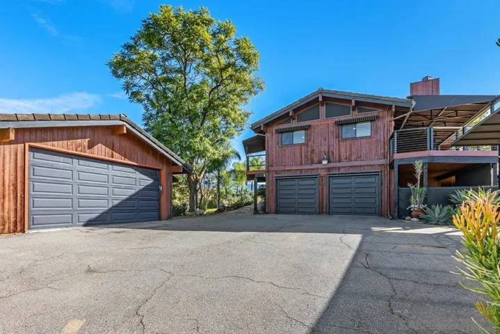 30830 Ranch Creek, Valley Center, California 92082