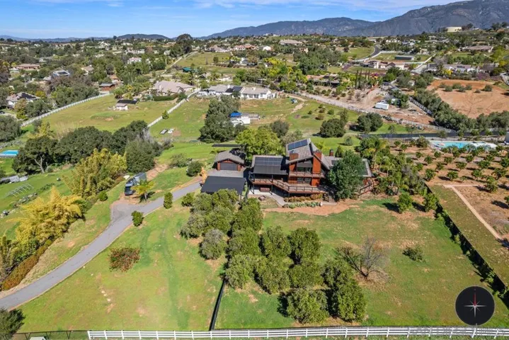 30830 Ranch Creek, Valley Center, California 92082