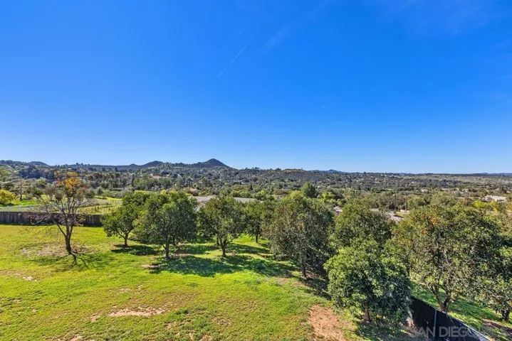 30830 Ranch Creek, Valley Center, California 92082
