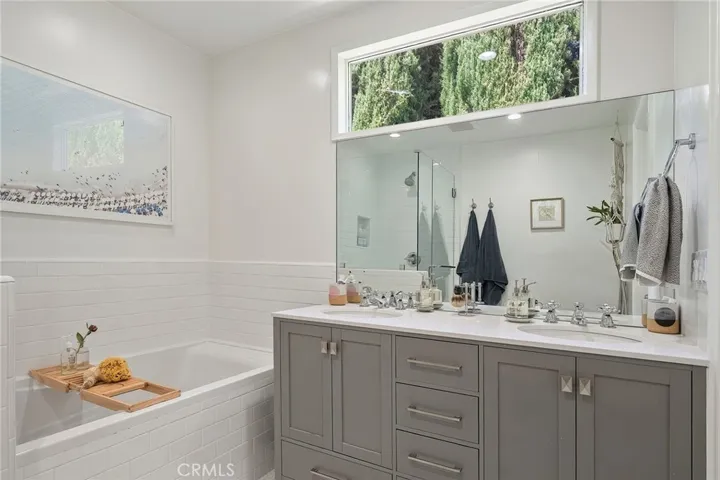 5240 Fulton, Sherman Oaks, California 91401