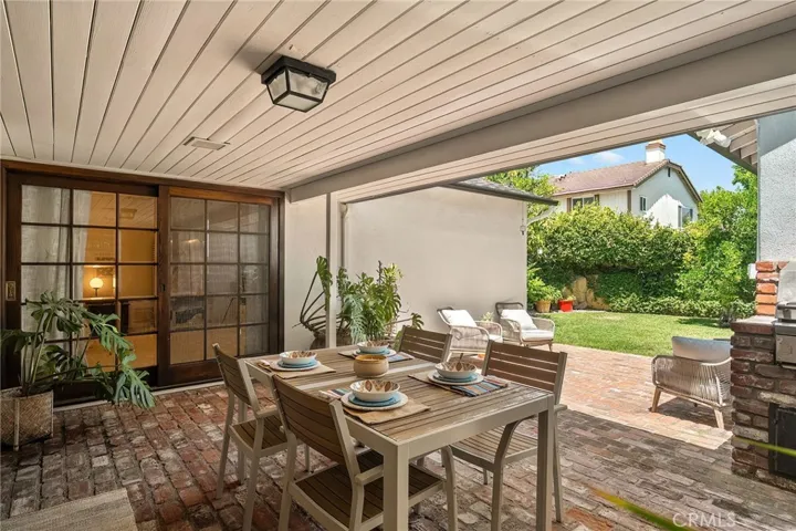 5240 Fulton, Sherman Oaks, California 91401