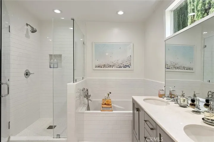 5240 Fulton, Sherman Oaks, California 91401