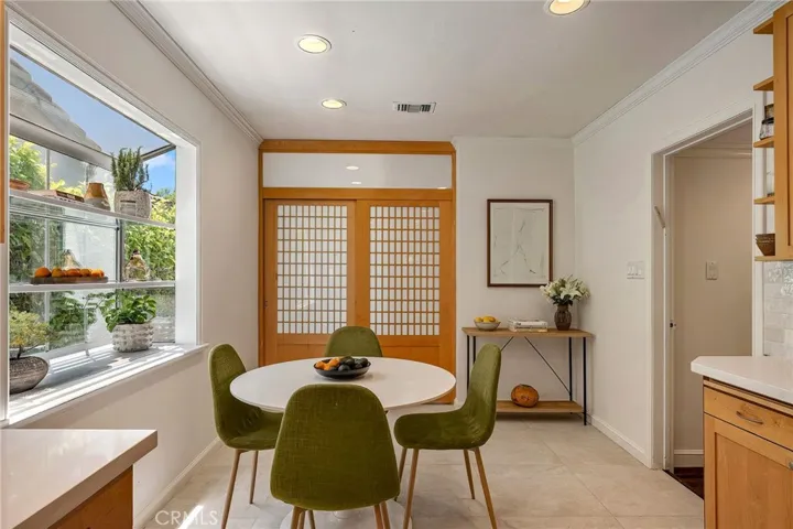 5240 Fulton, Sherman Oaks, California 91401