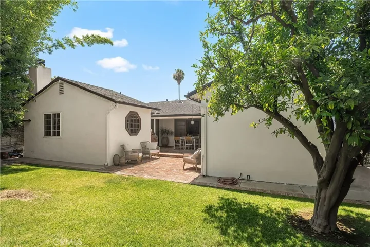 5240 Fulton, Sherman Oaks, California 91401