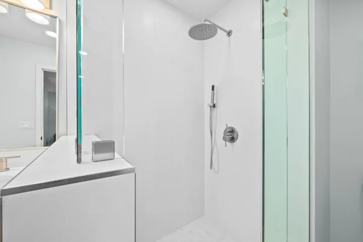517 Sumner Avenue, Aptos, California 95003