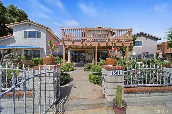 1561 Chalgrove Drive, Corona, California 92882